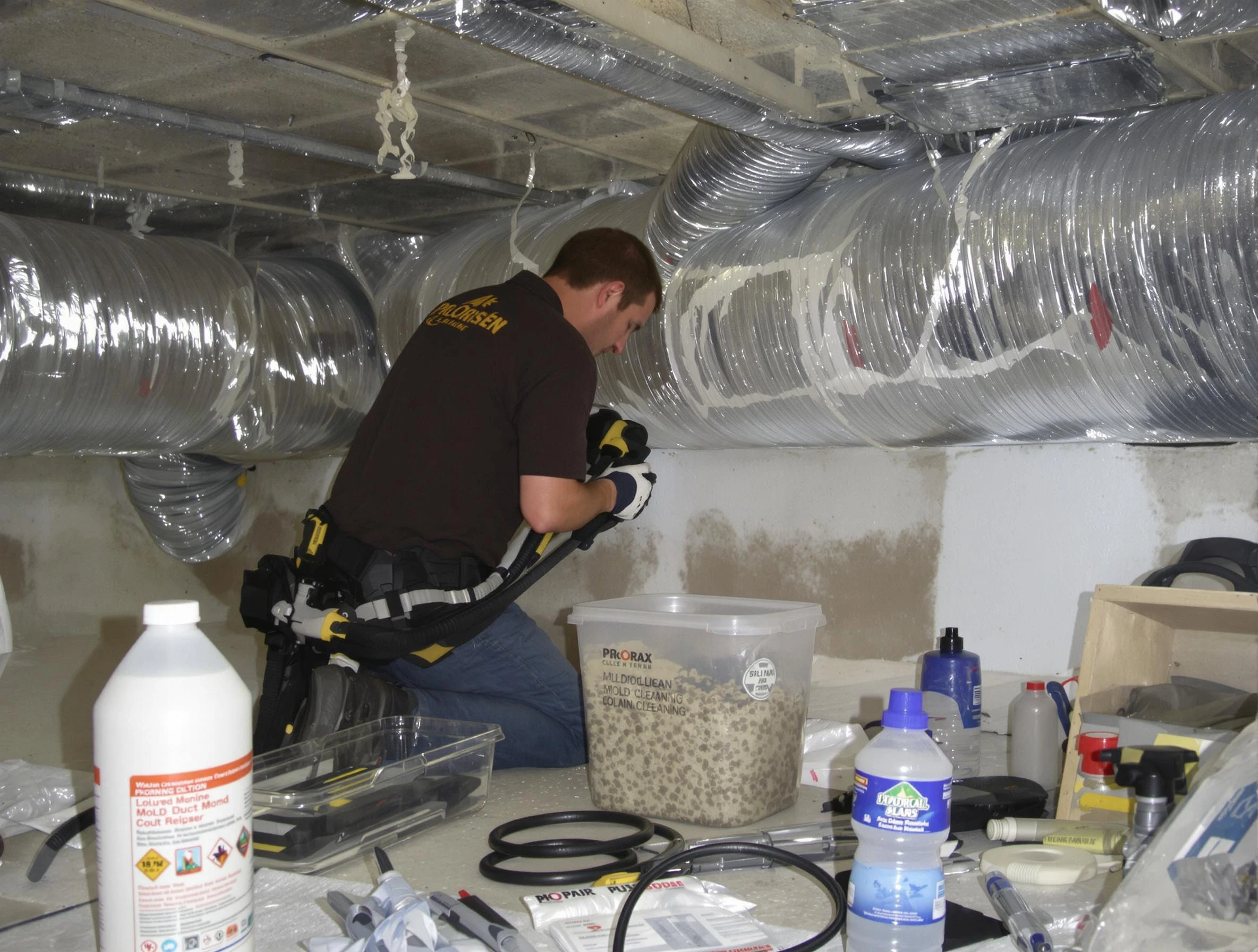 Maricopa Air Duct Cleaning specialist performing professional mold removal from air ducts in Maricopa